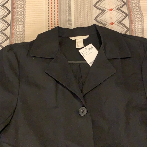 Black Jacket - Picture 3 of 6